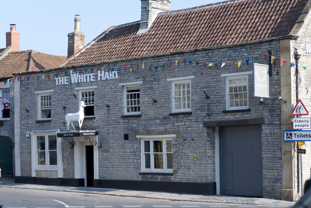Отель The White Hart Сомертон Экстерьер фото